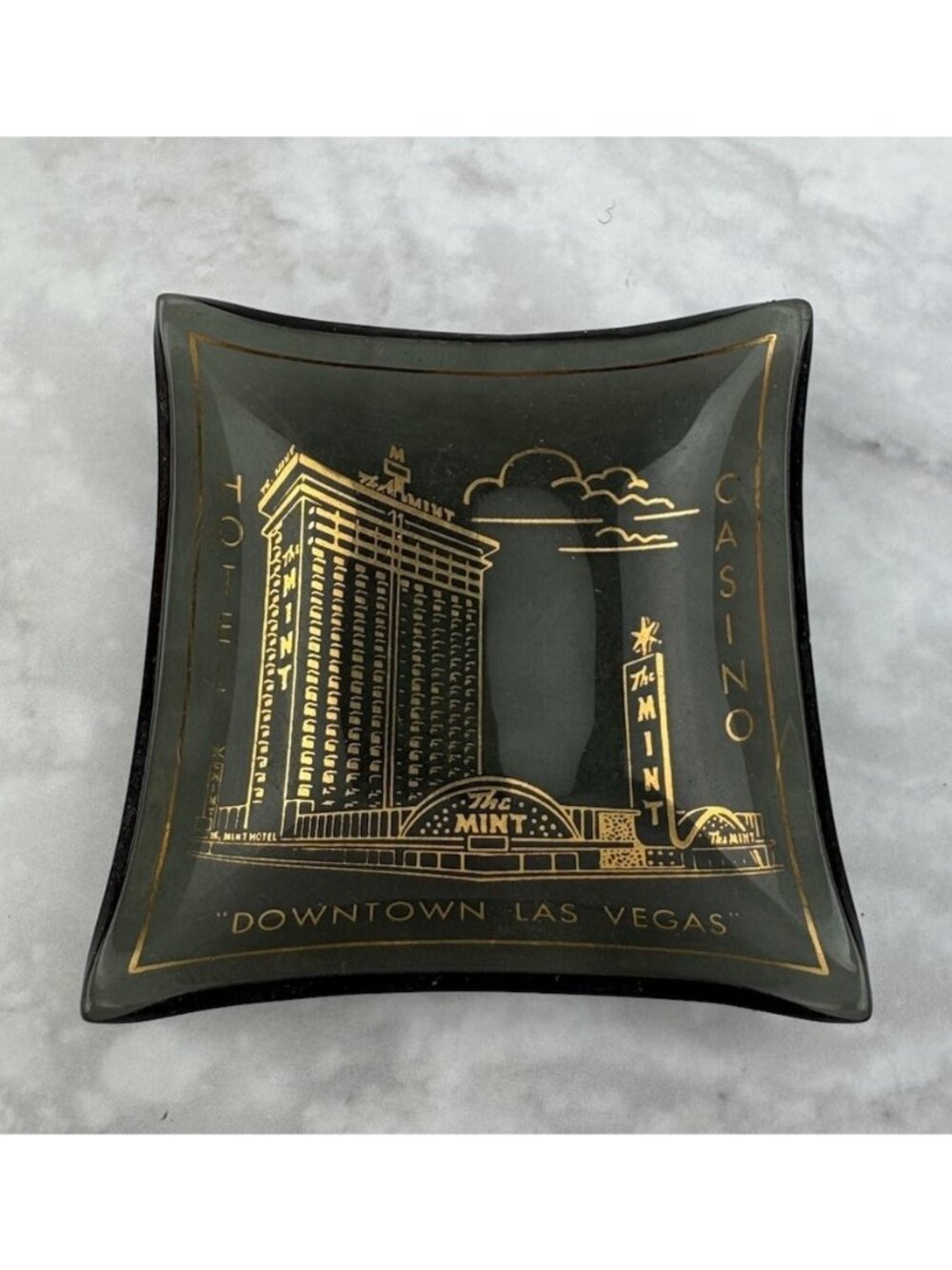 -Vintage Houze Art Mint Hotel Casino Las Vegas Glass Ashtray Trinket Dish
